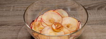 шарлотка с розами из яблок. Шаг 6