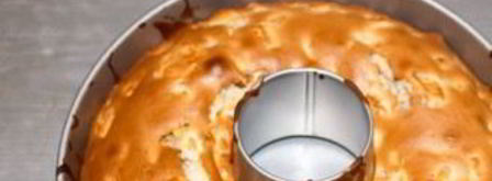 шарлотка с вареньем. Шаг 4