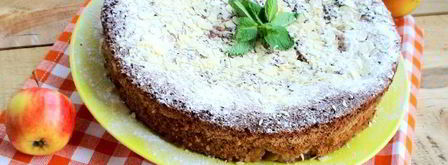 яблочная шарлотка с абрикосовым конфитюром. Шаг 5