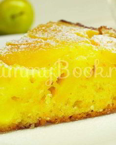 Яблочная шарлотка