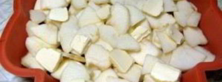 заливная шарлотка с яблоками. Шаг 4