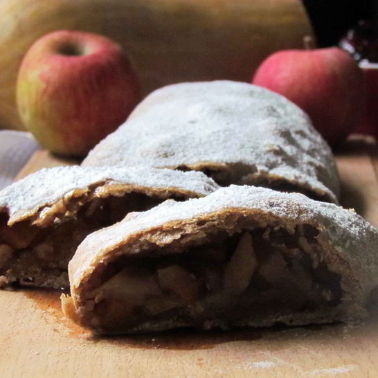 Рецепт органического яблочного штруделя