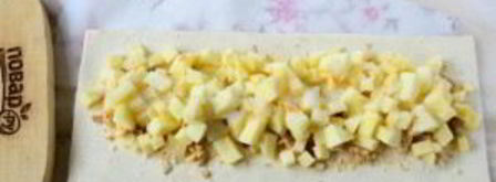 самый простой яблочный штрудель. Шаг 4