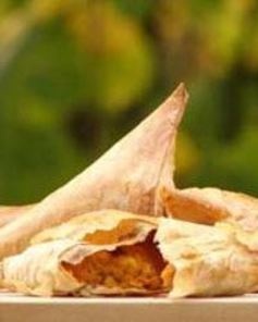 Слоеные конвертики из фило с тыквой и фетой