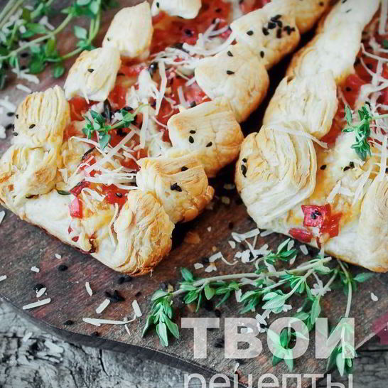 Рецепт слоеных слоек с ветчиной и сыром