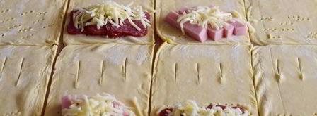 слойки с колбасой и сыром. Шаг 8