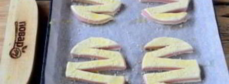 слойки с колбасой зигзаг. Шаг 5