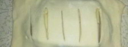 слойки с колбасой. Шаг 3