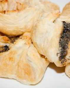 Слойки с маком