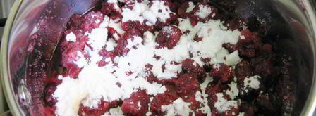 слойки с вишней. Шаг 2