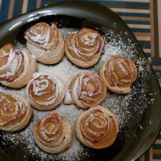 Рецепт слоек с яблоками розочки