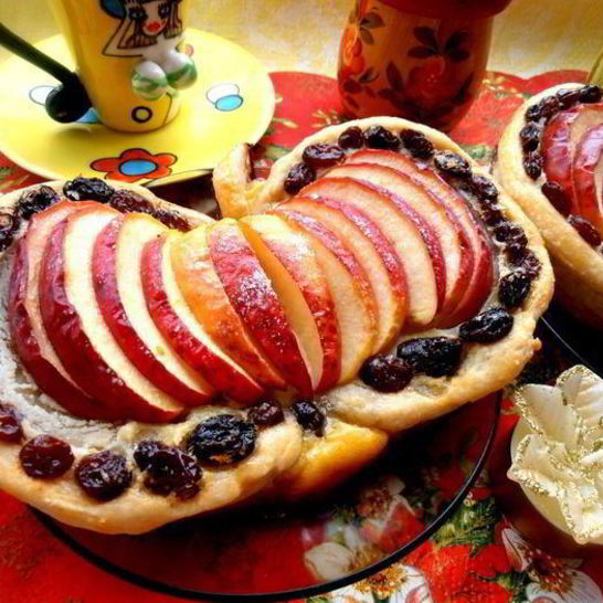 Рецепт слоек яблочко