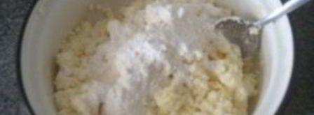 диетические сырники в мультиварке на пару. Шаг 3