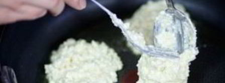 нежные сырники из творога. Шаг 7