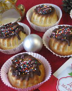 Нежные творожники Малиновый вулкан