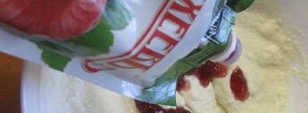 нежные творожники малиновый вулкан. Шаг 3