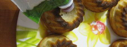 нежные творожники малиновый вулкан. Шаг 8