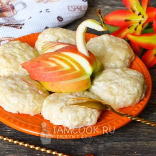 Рецепт сырников на пару с яблоком