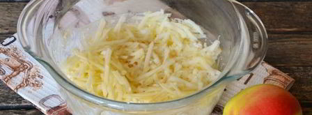 сырники на пару с яблоком. Шаг 7