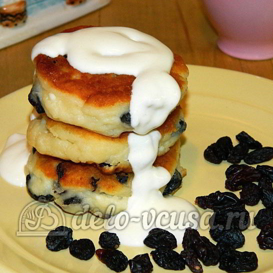 Рецепт сырников с изюмом