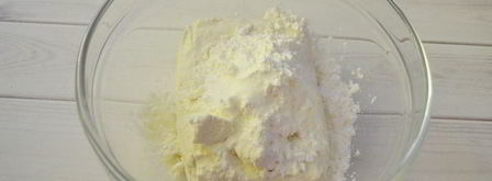 сырники с клубникой. Шаг 2