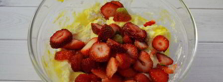 сырники с клубникой. Шаг 4