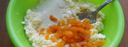 сырники с курагой. Шаг 2