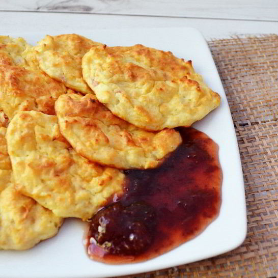 Рецепт сырников с яблоком