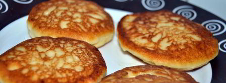 сырники, тушенные в сладкой сметане. Шаг 5