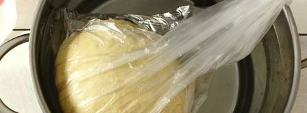 быстрое тесто для пирожков в духовке. Шаг 11