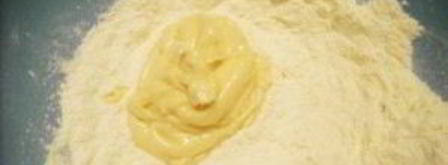 песочное тесто с творожной начинкой. Шаг 3