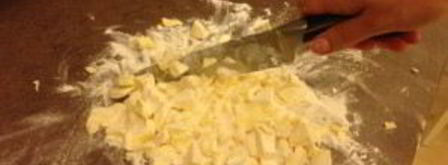 слоеное тесто без дрожжей. Шаг 2