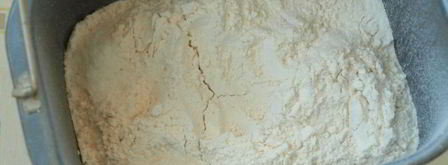 тесто для пиццы в хлебопечке. Шаг 2