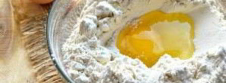 тесто на молоке без дрожжей. Шаг 2