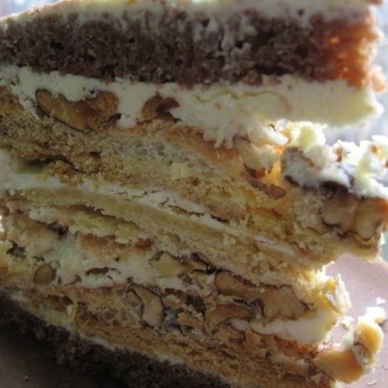 Рецепт бисквитного торта с безе