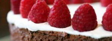 двойной шоколадный торт с малиной. Шаг 5