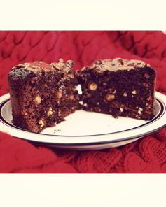 Шоколадный торт с фундуком