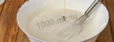 торт с шоколадными подтеками и фруктами. Шаг 19