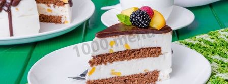 торт с шоколадными подтеками и фруктами. Шаг 33