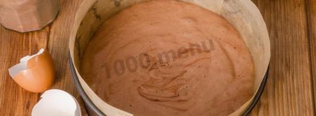 торт с шоколадными подтеками и фруктами. Шаг 6