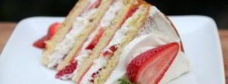 торт с творогом и клубникой. Шаг 10