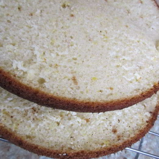 Ванильный шифоновый бисквит