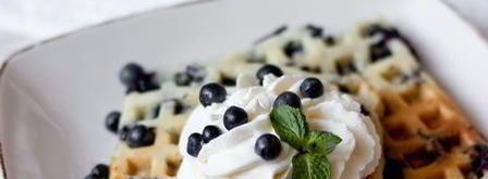 черничные вафли на сметане. Шаг 8