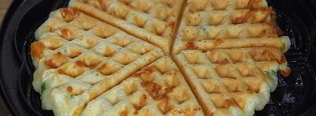 сырные вафли с творогом и карамелизированными помидорами. Шаг 6