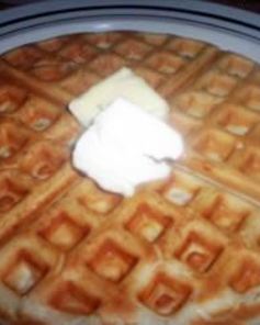 Утренние вафли на дрожжах