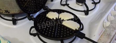 вафли мягкие на газу в вафельнице. Шаг 6