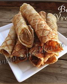 Вафли с вареной сгущенкой