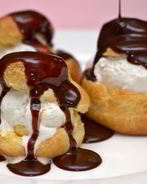 Профитроли с кремом шантильи