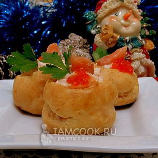 Рецепт закусочных профитролей с лососем
