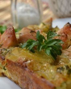 Картофельная запеканка из куриных грудок